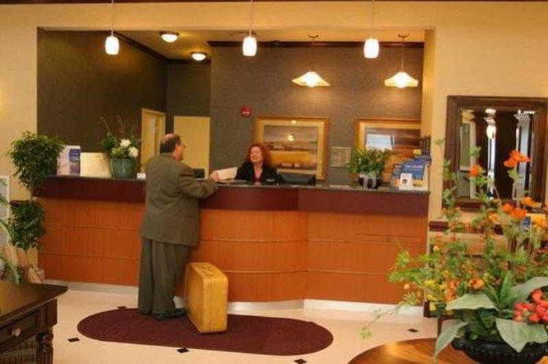 فندق هوليداي إن إكسبريس آند سويتس ألينتاون ويست الينتاون المظهر الخارجي الصورة